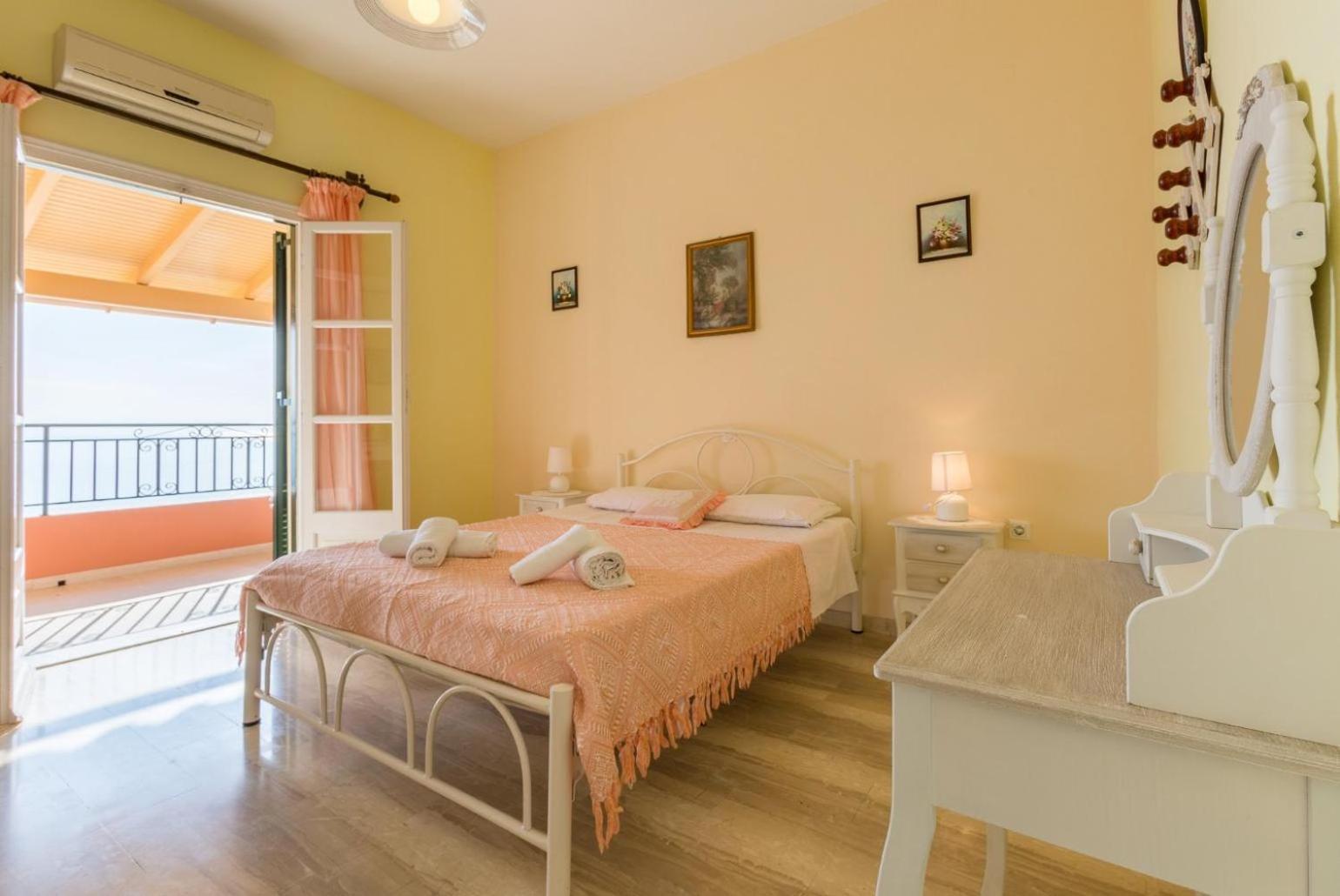 Villa Aris Gimari Exteriér fotografie